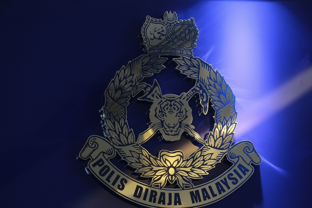 南方教师涉嫌性侵三名小学女生被捕