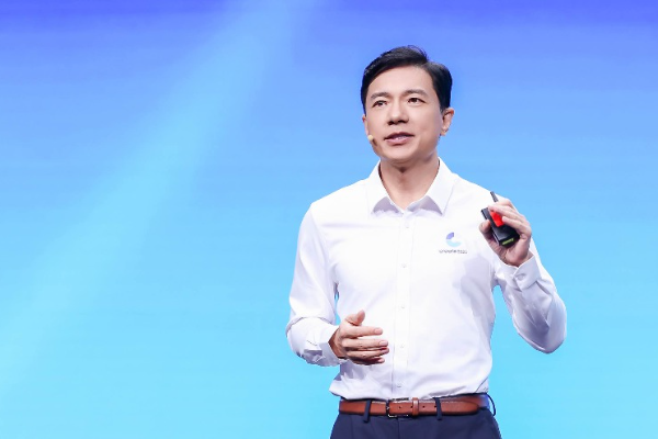 李彦宏揭秘：DeepSeek的新竞争力